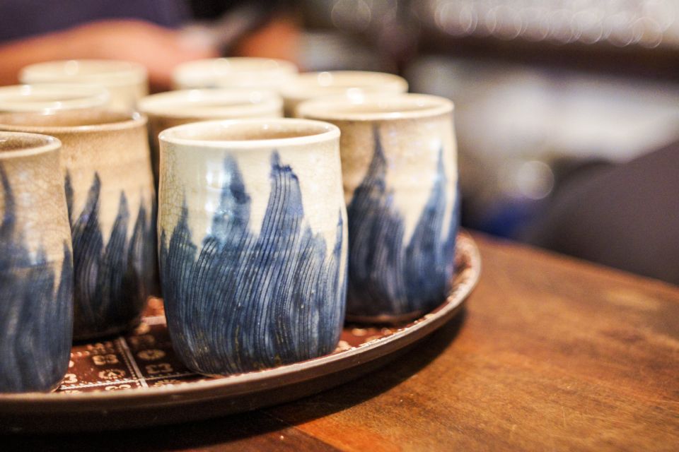Hoi An: Secret Cocktail Experience - Starting at Bà Mụ Temple: setting the scene before your first sip