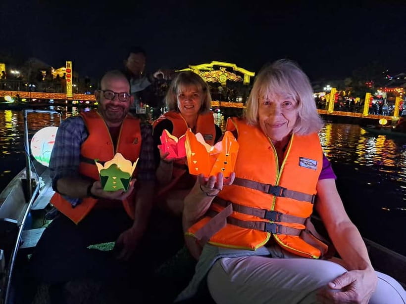 Hoi An Street Food, night market and lantern boat ride - Key things I’d plan around