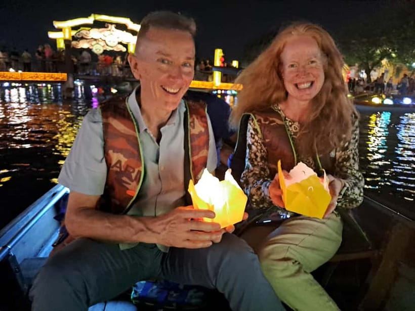 Hoi An Street Food, night market and lantern boat ride - The Local Market Stop: Seeing Families Make Food (Not Just Buying It)
