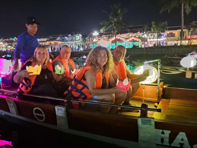 Hoi An Street Food, night market and lantern boat ride - Meeting at Hoi An Museum: Where the Evening Actually Begins