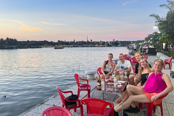 HOI AN Sunset Food Tour - Night Market - Lantern Streets - Meeting at Song Thanh and starting with a welcome drink