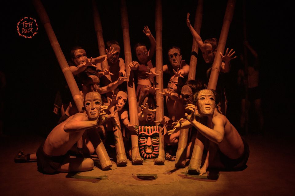 Hoi An: Teh Dar Vietnamese Bamboo Circus at Lune Center - Seating Strategy: Front Row vs Mid Seats in a Small Dome