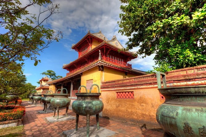 Hoi An to Dong Hoi rides by Private Car service - Hai Van Pass: The Scenic Stop That Makes the Drive Worth It