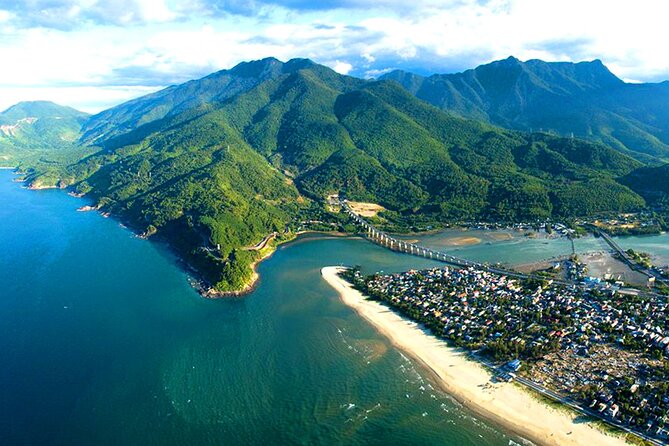 Hoi An to Hue Tour by Private Car service - The driver experience: calm, safe, and flexible photo stops