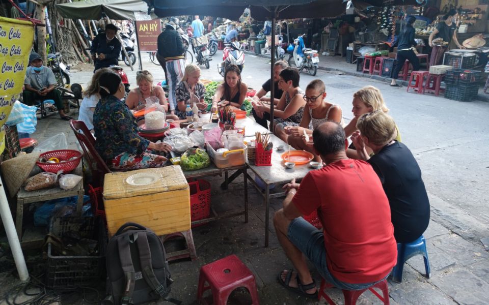 Hoi An Vegan Food Tour - Vegan Hoi An Staples: Cao Lau, Banh Xeo, and Fried Wonton