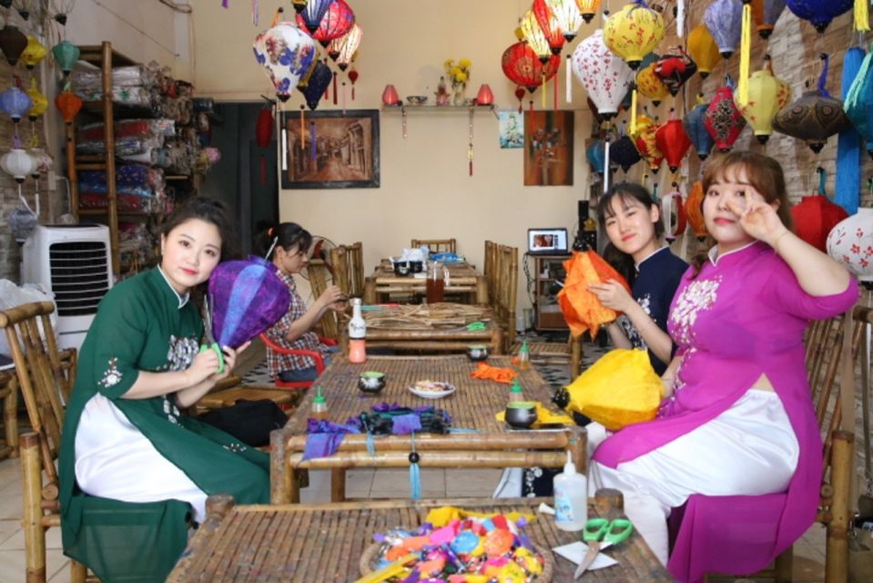 Hoi An: Vietnamese Foldable Lantern Making Class - Choosing your lantern: shapes, silk style, and color control