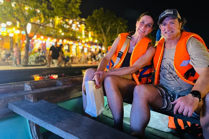 Hoi An Walking Private Tour - Lanterns, Boat Ride & Local Foods - Folklore Museum: a calmer break that adds meaning to what you’ve seen