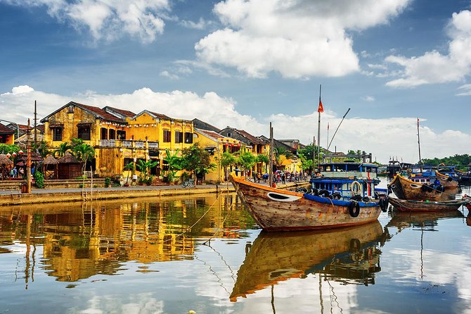 Hoi An Walking Tour - Japanese Covered Bridge (Chua Cau): A Photo Stop With a Backstory