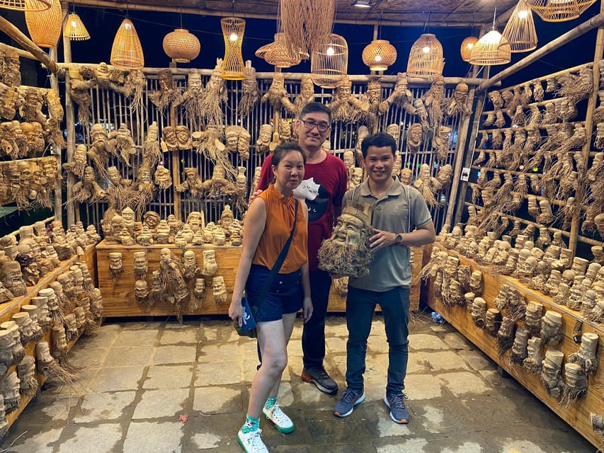 Hoian Old Town - Immersive Free Walking Tour - Japanese Covered Bridge: the postcard stop with real context