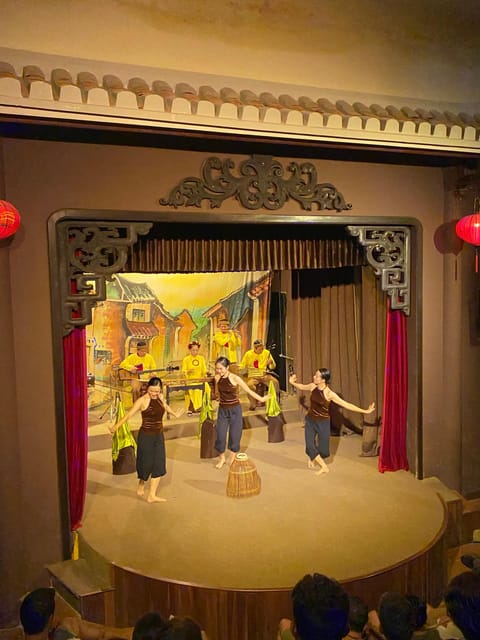 Hoian Old Town - Immersive Free Walking Tour - Hoi An Traditional Art Performance Theatre: a 45-minute break with payoff