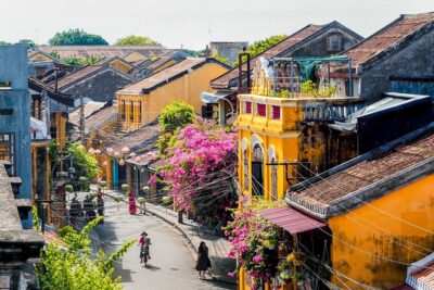 Lady buddha, marble mountain & Hoi An Ancient town by private car - Stop 1: Linh Ung Pagoda and the Lady Buddha Statue Views
