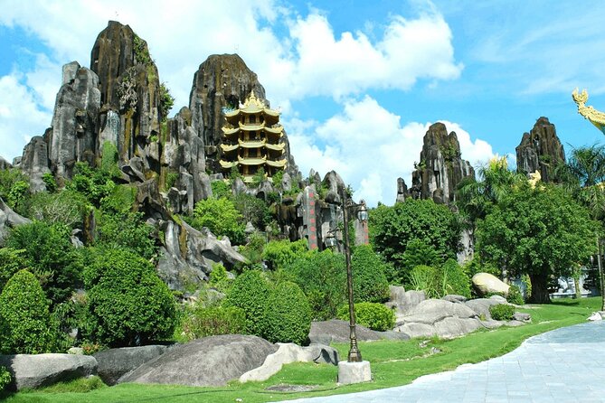 Lady buddha, marble mountain & Hoi An Ancient town by private car - The Ride Into Hoi An Ancient Town (Plus Lunch Options)