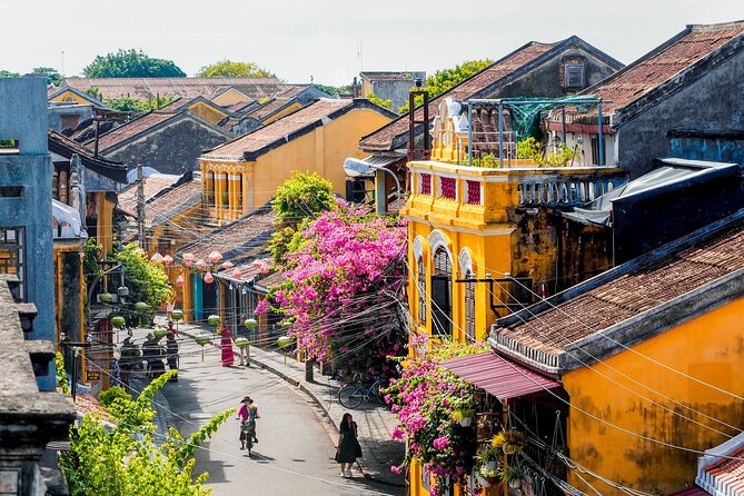 Lady buddha, marble mountain & Hoi An Ancient town by private car - Stop 1: Linh Ung Pagoda and the Lady Buddha Statue Views