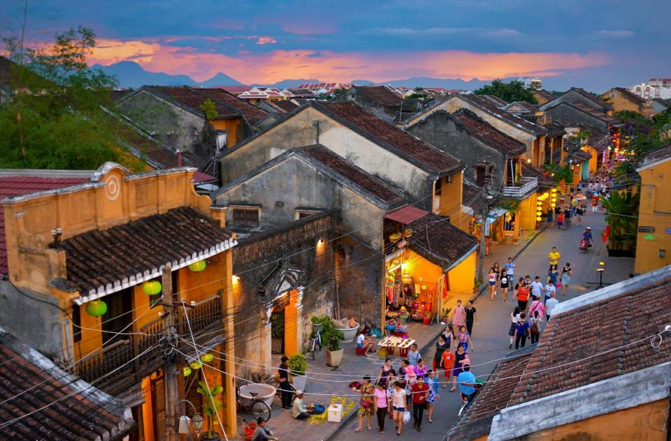 Luxury Half-Day Tour of Hoi An Ancient Town - Hotel pickup at 08:00: fast start, less hassle