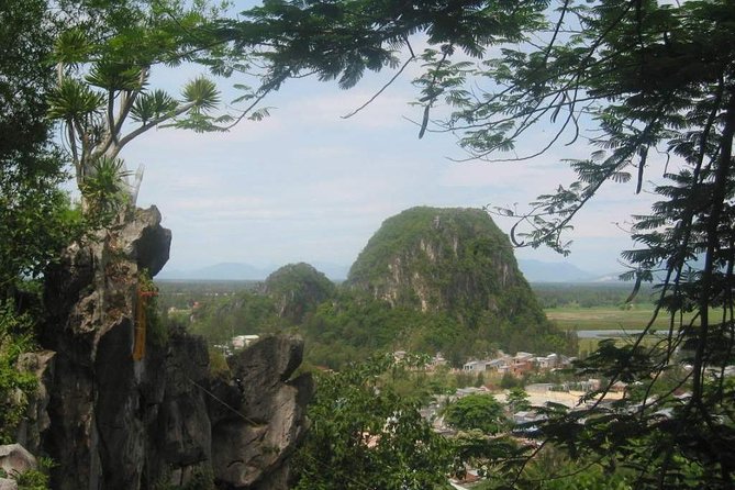 Marble Moutain and My Son sunset Tour - My Son Sanctuary: Cham Pa ruins and a dance show