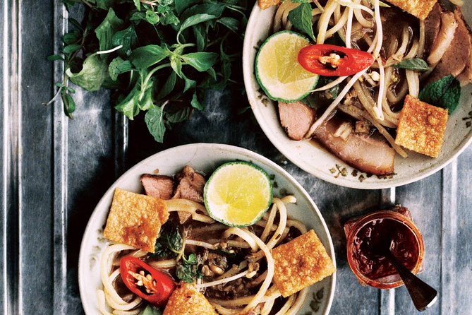 Morning food tour: 11 dishes, white rose making and foot massage - Food allergies and vegetarian needs: tell your guide clearly
