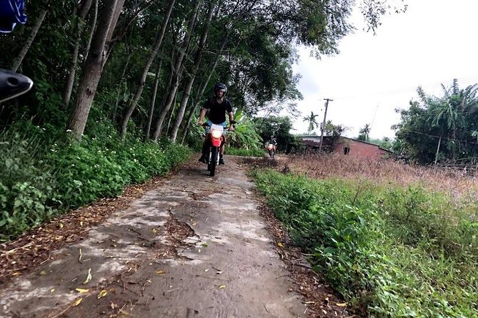 My Son Adventures Loop (1 ngày -150km) - Quiet countryside lanes and the Thu Bon River ferry crossing