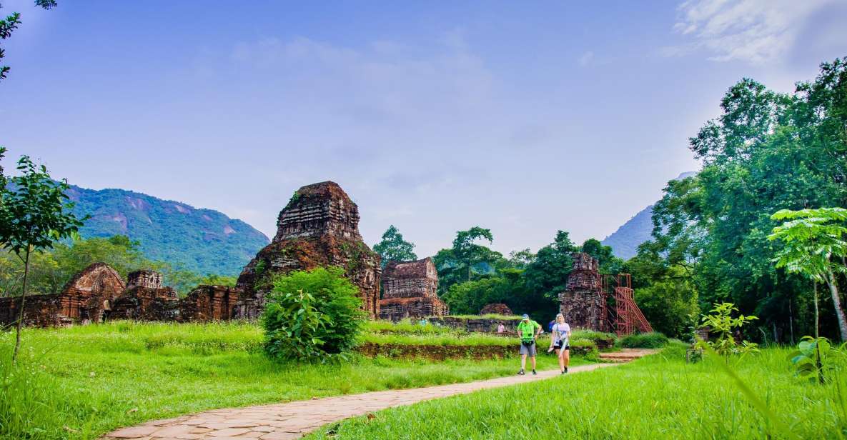 My Son HolyLand Sunset Trip & Cruise From Hoi An or Da nang - Getting to the start: pickup from Hoi An, Da Nang, and Điện Dương