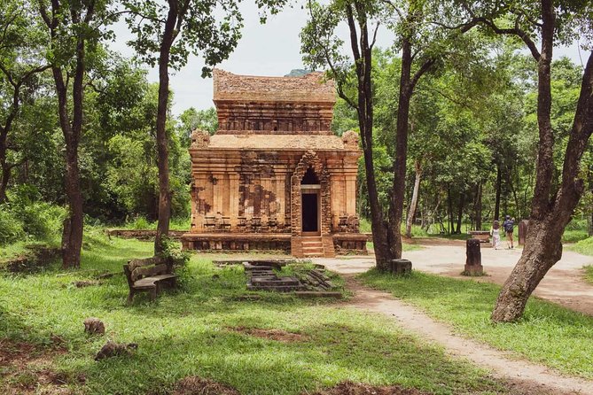 My Son Sanctuary and Hoi An Ancient Town - Lunch and timing: keep your energy up for the afternoon walk