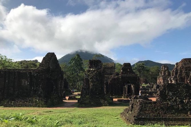 My Son Sanctuary Sunrise Private Tour - Included admission and the 3-hour My Son time window