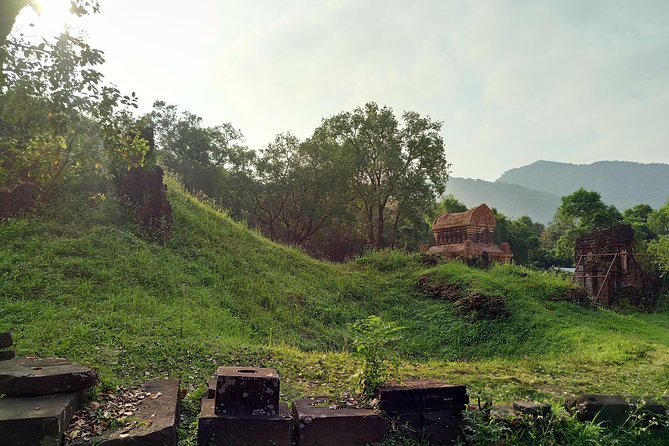 My Son Sanctuary Sunset with insider guide and BBQ boat trip - Guides make the difference: the storytelling that lands