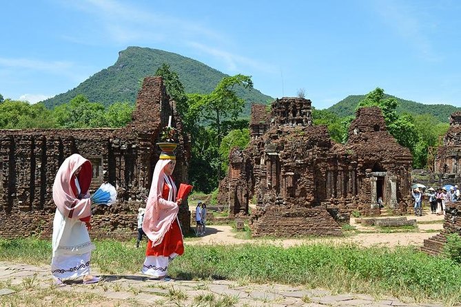 MY SON Unesco Site & Fresh Rice Noodle "PHỞ" Making Experience - Weather, rain, and how the day can change