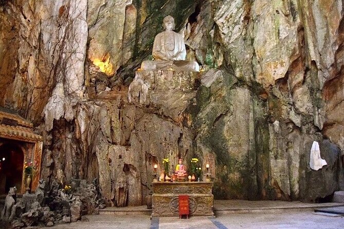 PRIAVATE DaNang CITY TOUR-FOOD TOUR-Sunset BOAT TRIP on Han river - Linh Ung Pagoda and the Monkey Mountain area viewpoint