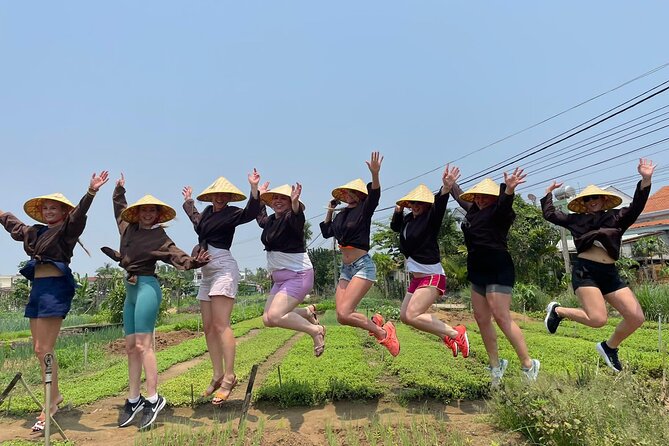 Private Biking, Farming, & Cooking Class in Hoi An - Tra Quế Vegetable Village: where the cooking makes sense