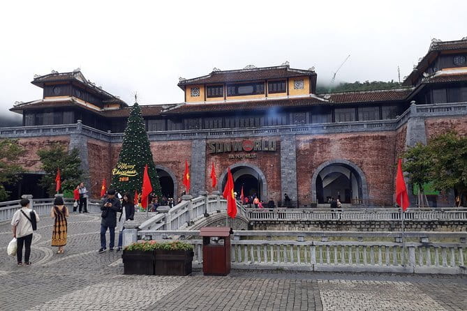 Private Car from Hoi An to Golden Bridge and Back - Timing, Weather, and the Go-Early Advantage