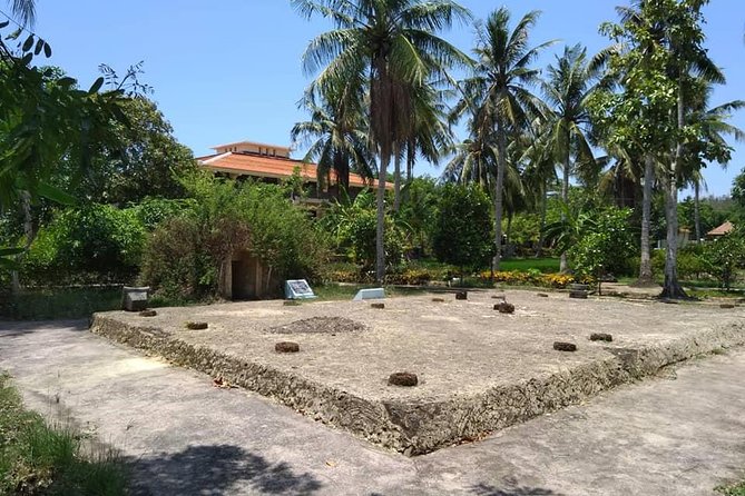 Private Day Trip To Visit MY LAI MASSACRE from Hoi an or Da Nang City - Practical preparation for a tough, meaningful visit