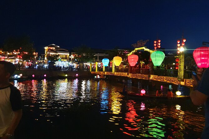 Private Food Tour and Hidden Gems in Hoi An - Cao Lau noodles plus the Japanese Covered Bridge: two stops, one story arc