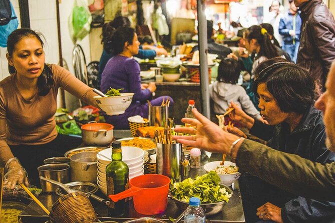 PRIVATE Hoi An Ancient Town - Night Market Street Food By Night - What you’ll do in the ancient town and night market (4 hours)