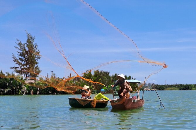 Private Hoi An City tour -Basket Boat Ride in the Coconut forest - Hoi An Ancient Town: festivals and East-meets-East trade culture