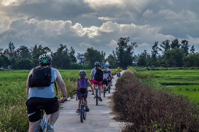 Private Hoi An Evening Food Tastings Tour by Bike - Twilight Pedal + Dinner: What This Bike Food Tour Really Delivers
