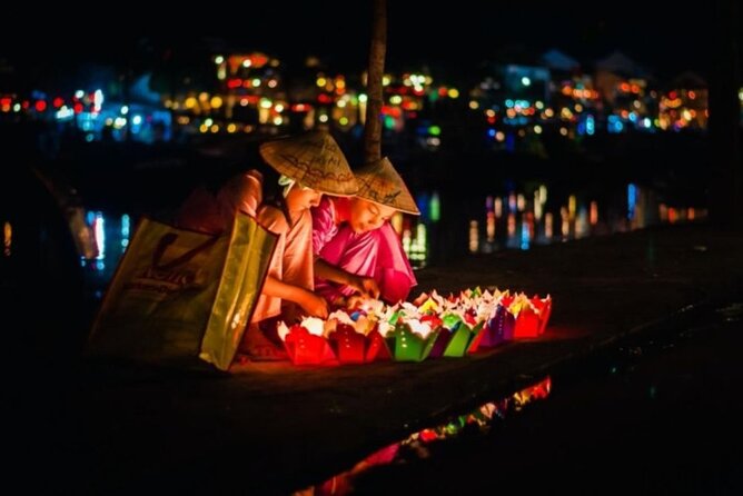 Private Night Boat Trip and Floating Lantern on Hoi An River - What you do during the lantern release ritual