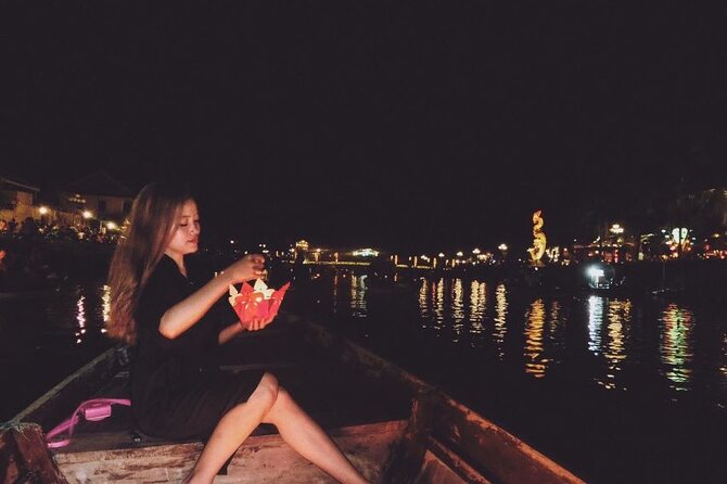 Private Night Boat Trip and Floating Lantern on Hoi An River - Timing tips: how to make the most of the short boat window