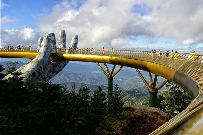 Private Tour To Ba Na Hills - Golden Bridge from Hoi An/ Da Nang - Golden Bridge hands: why the timing and weather matter