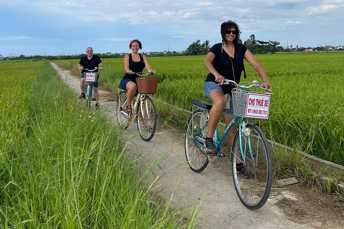 Rural Hoi An Cycling, Cooking Class at Organic Farm - Stop 1: An Mỹ cycling through paddy fields and quiet lanes