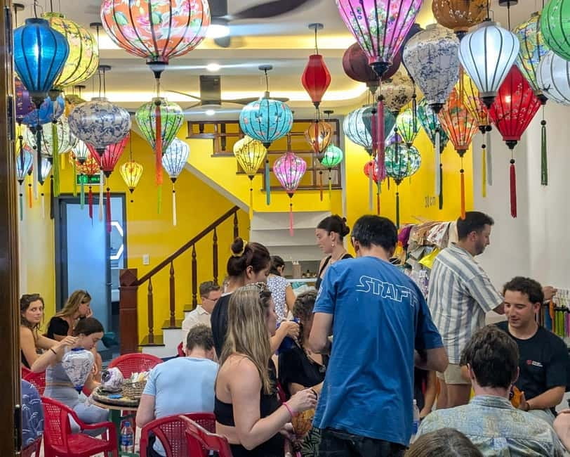 The Lantern Lady: Traditional Lantern Class in Old Town - When the Workshop Gets Busy (And How to Handle It)