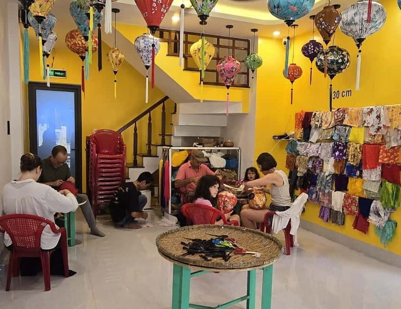The Lantern Lady: Traditional Lantern Class in Old Town - Who Should Book This Lantern Class