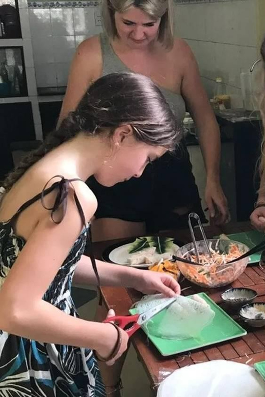 Traditional Vietnamese Cooking Class in Leina Cookery - Choosing Your Menu: You Get to Decide What You Cook