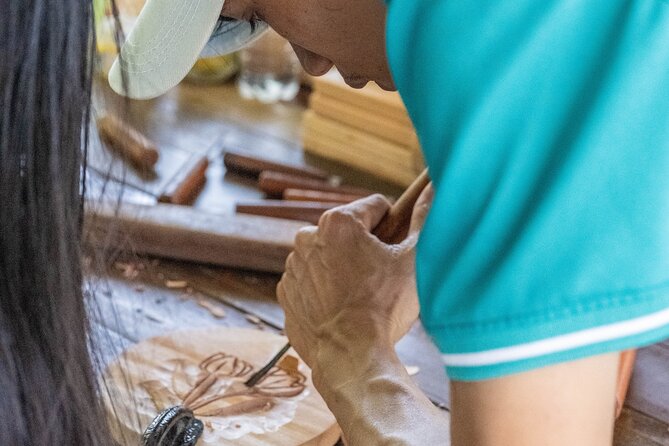 Traditional Wood Carving Workshop - Step-by-Step: Your 2.5 Hours of Carve, Sketch, Paint
