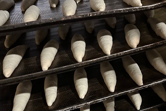Vegan Food Tour - Untold Stories of Hoi An - The guide part: stories that make the food stick