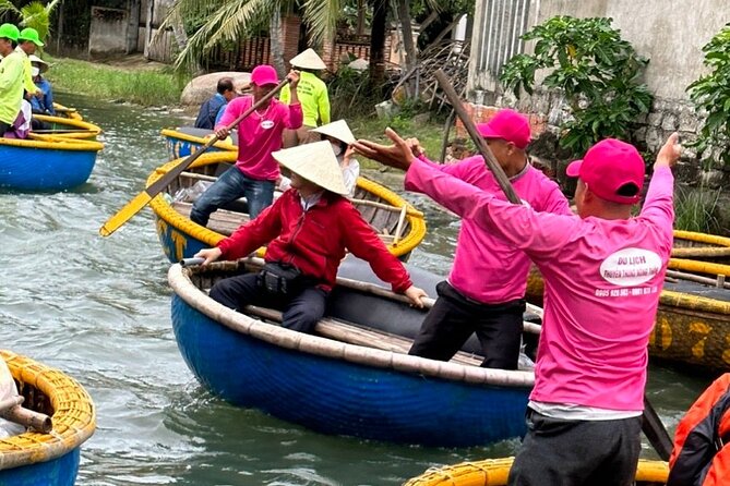 Vegetarian Cooking Class and Basket Boat Activity - The market walk: ingredients, daily life, and what to actually look for